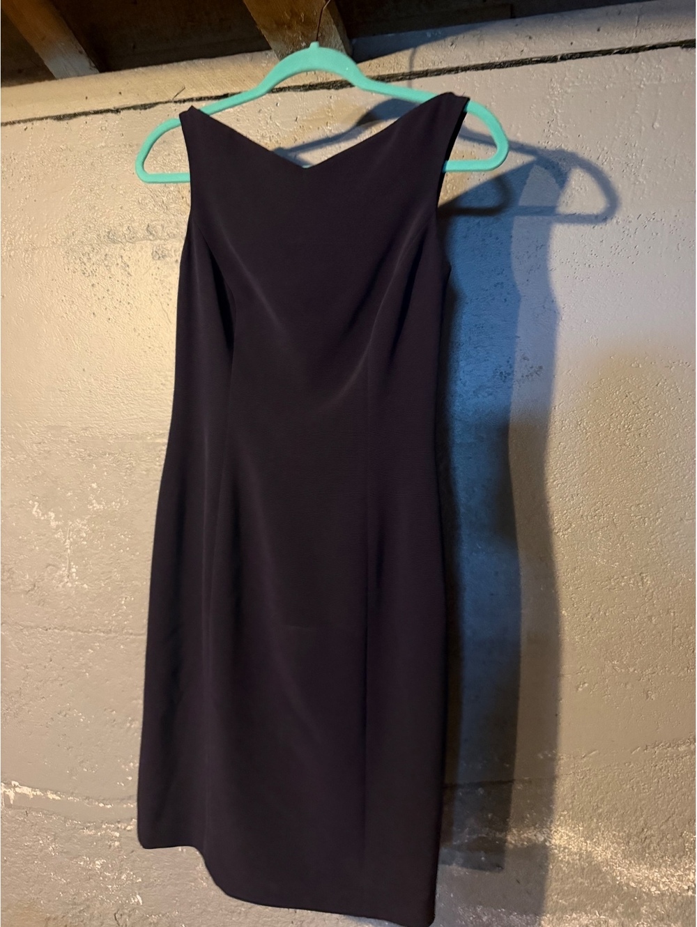 Tahari Navy Blue Sleeveless Sheath Dress with Back Cutout Detail Size 4